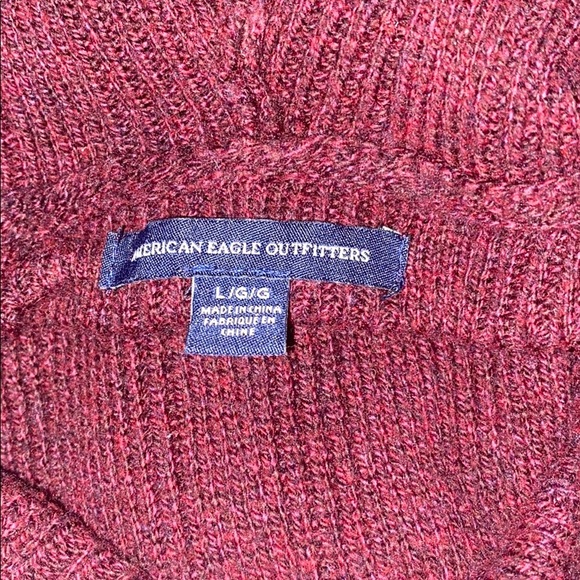American Eagle Sweater - Picture 3 of 3